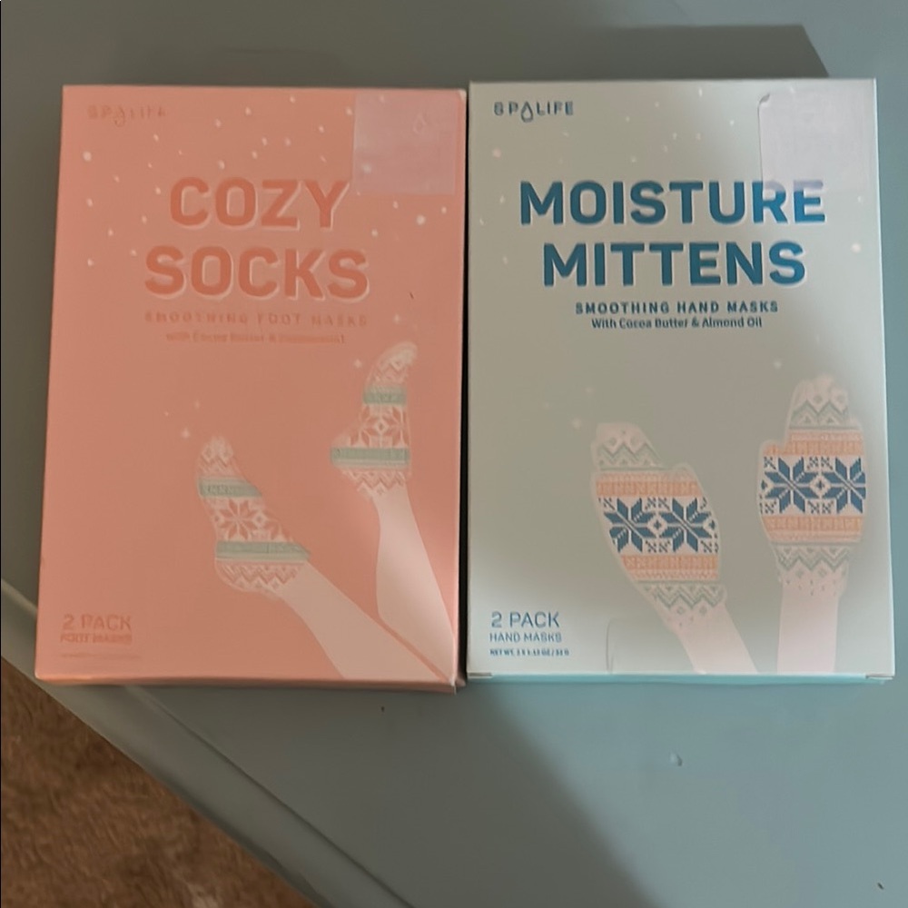SpaLife Cozy Socks and Moisture Mittens Set